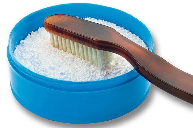 8 pudra de dinti
